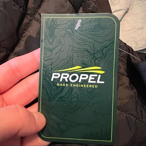 NWT! Propel bass engineered black vest - Picture 6 of 13